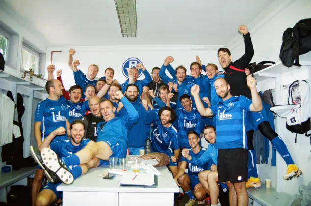 Blaues Wunderteamfoto